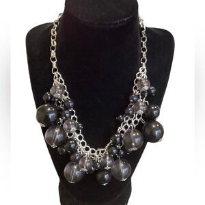 🪻 New Chico’s Black Gray Glass Bead Necklace